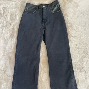 Abercrombie & Fitch The 90"s Relaxed Jean High Rise. Black, size 27